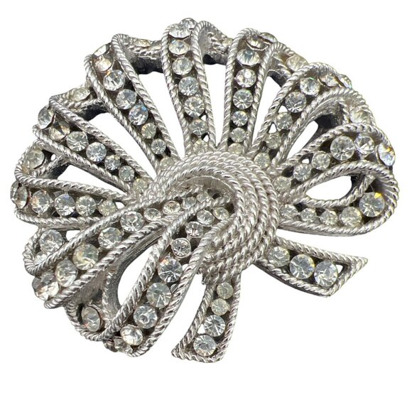 Crown Trifari@ Trifanium Rhinestone Swirl Brooch Silver-Tone Rope-Knot Signed - Picture 1 of 9